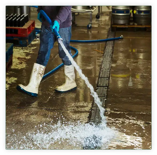 warehouse-cleaning-service-our-core-services-section-img
